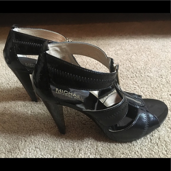Michael Kors Heels - Picture 1 of 5